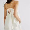 Women 2 Piece Casual Lounge Set Sleeveless Strappy Tie Back Cami Top Wide Leg Shorts 2Pcs Summer Pj Set Beachwear